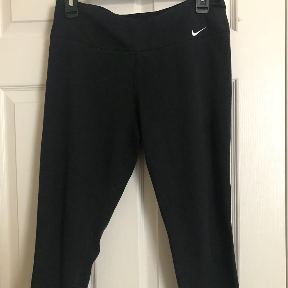 Nike crop leggings